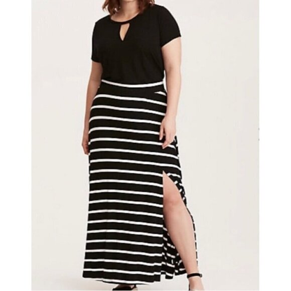 Torrid Women's Black And White Stripe Midi Skirt - 00 - Medium - Picture 1 of 12
